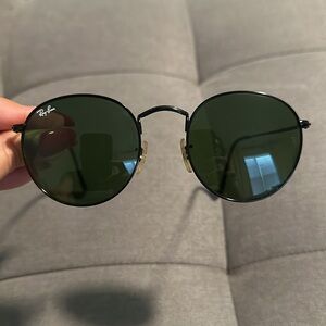 RAY BAN Round Metal Sunglasses